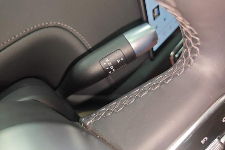 Used Li Auto L9 2022 Max model Gear Lever