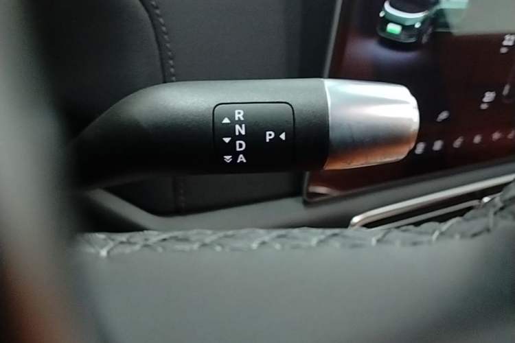 Used Li Auto L9 2022 Max model Gear Lever