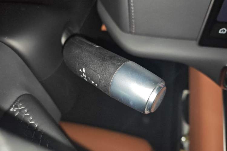 Used Li Auto L9 2022 Max model Gear Lever