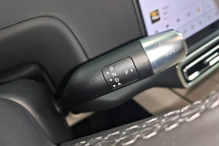 Used Li Auto L9 2022 Max model Gear Lever
