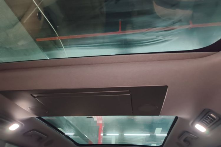 Used Li Auto L9 2022 Max model Headliner