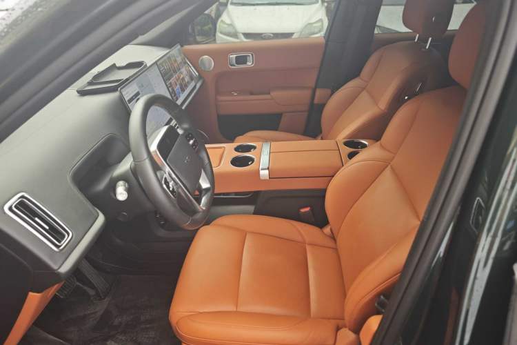 Used Li Auto L9 2022 Max model Interior 1