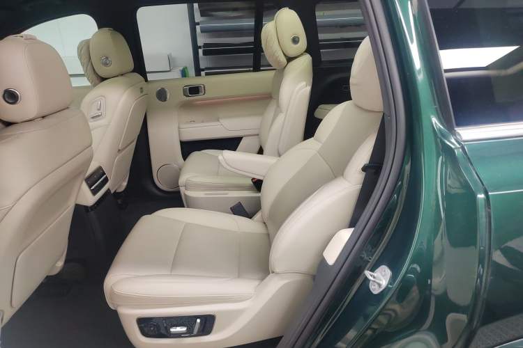 Used Li Auto L9 2022 Max model Interior 1