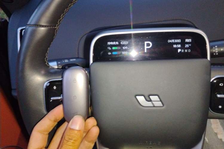 Used Li Auto L9 2022 Max model Interior 1