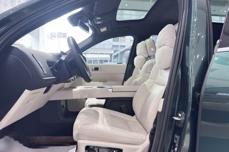 Used Li Auto L9 2022 Max model Interior 2