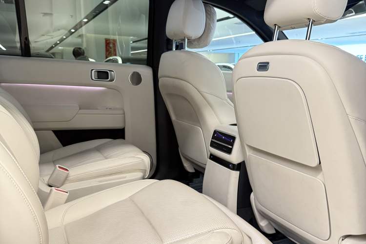 Used Li Auto L9 2022 Max model Interior 2