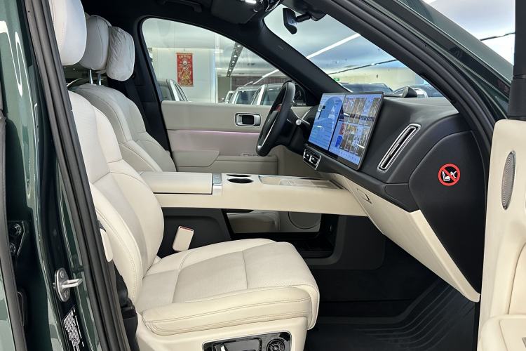 Used Li Auto L9 2022 Max model Interior 6