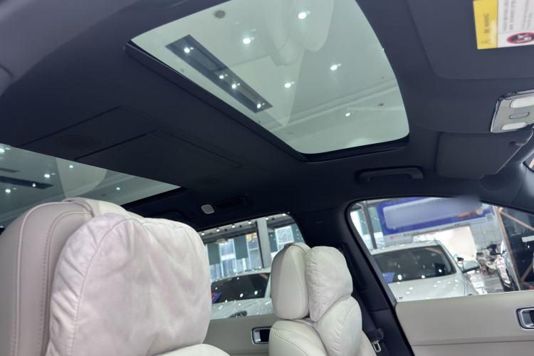Used Li Auto L9 2022 Max model Interior 9