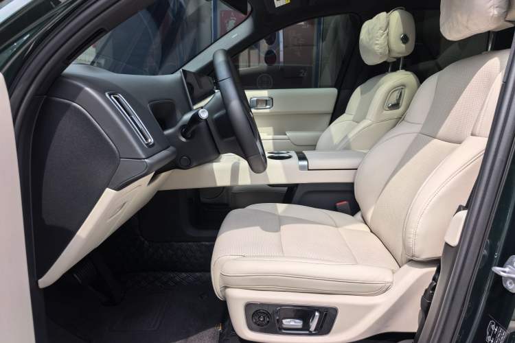 Used Li Auto L9 2022 Max model Left Front Seat