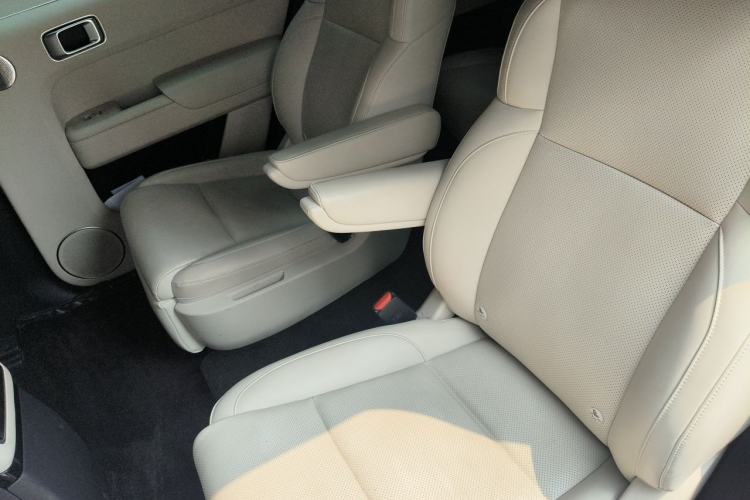 Used Li Auto L9 2022 Max model Left Rear Seat