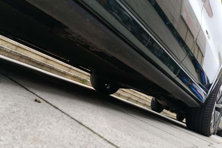 Used Li Auto L9 2022 Max model Left Side Sill