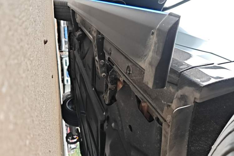 Used Li Auto L9 2022 Max model Left Side Sill