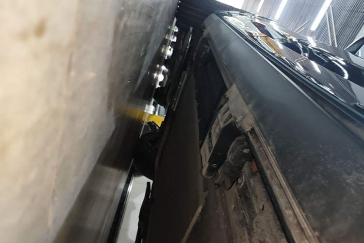 Used Li Auto L9 2022 Max model Left Side Sill