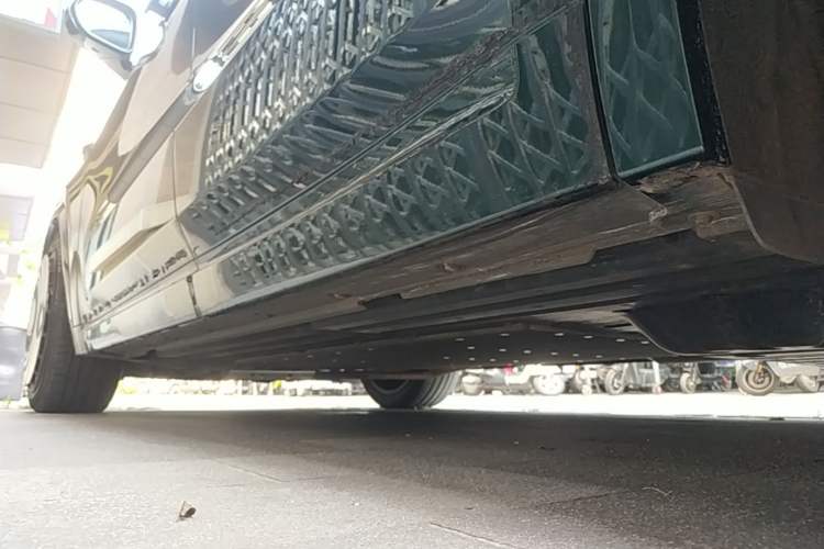 Used Li Auto L9 2022 Max model Left Side Sill