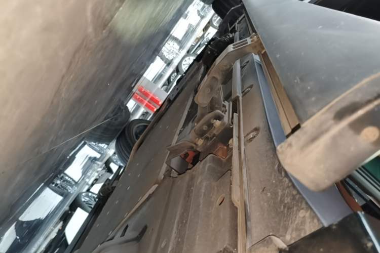 Used Li Auto L9 2022 Max model Left Side Sill