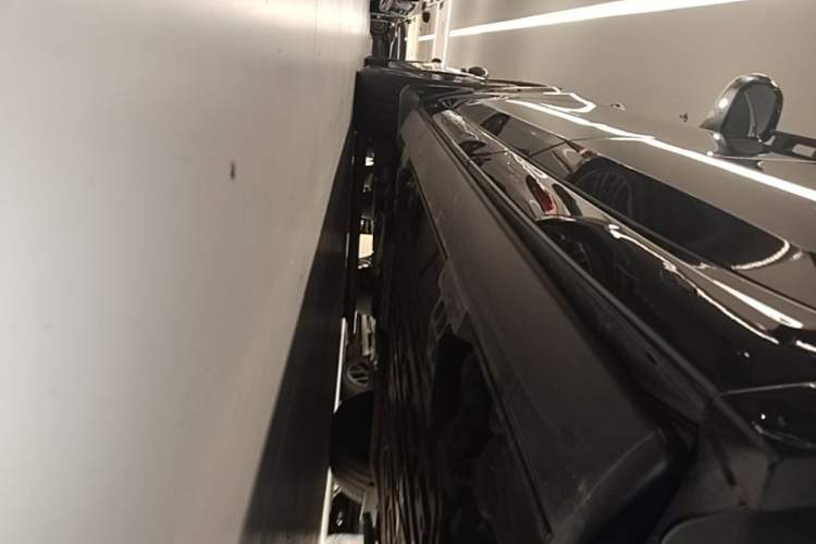 Used Li Auto L9 2022 Max model Left Side Sill