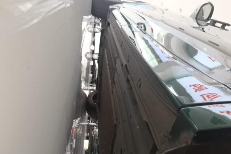 Used Li Auto L9 2022 Max model Left Side Sill