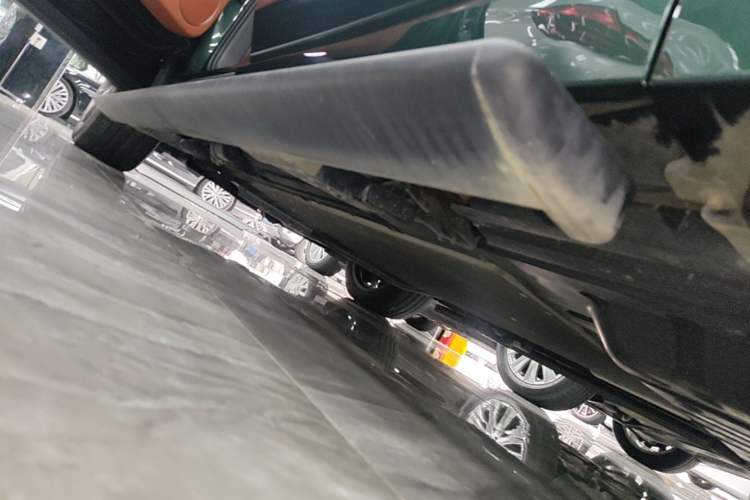 Used Li Auto L9 2022 Max model Left Side Sill