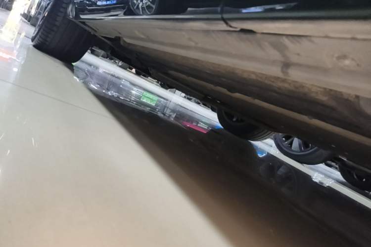 Used Li Auto L9 2022 Max model Left Side Sill