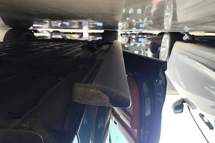 Used Li Auto L9 2022 Max model Left Side Sill