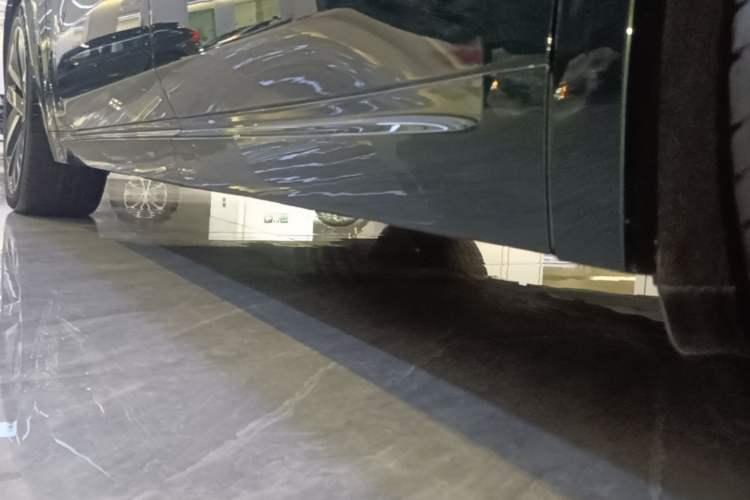 Used Li Auto L9 2022 Max model Left Side Sill
