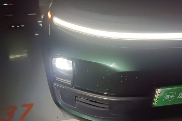 Used Li Auto L9 2022 Max model Right Front Headlight