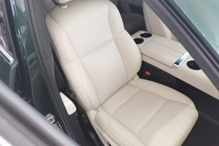 Used Li Auto L9 2022 Max model Right Front Seat