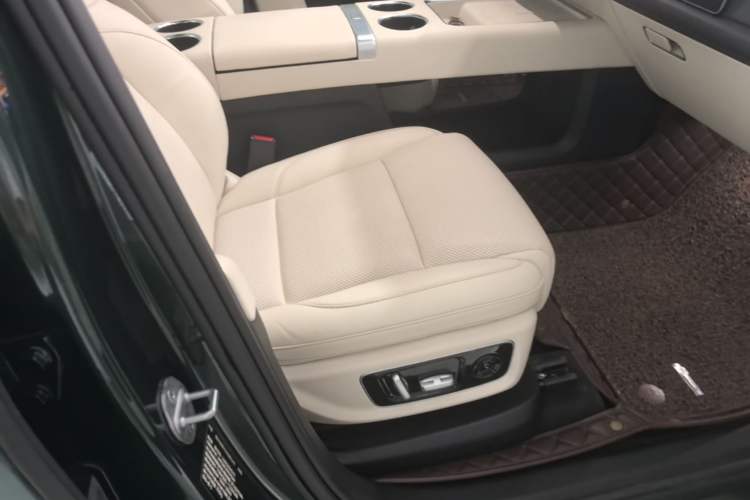 Used Li Auto L9 2022 Max model Right Front Seat