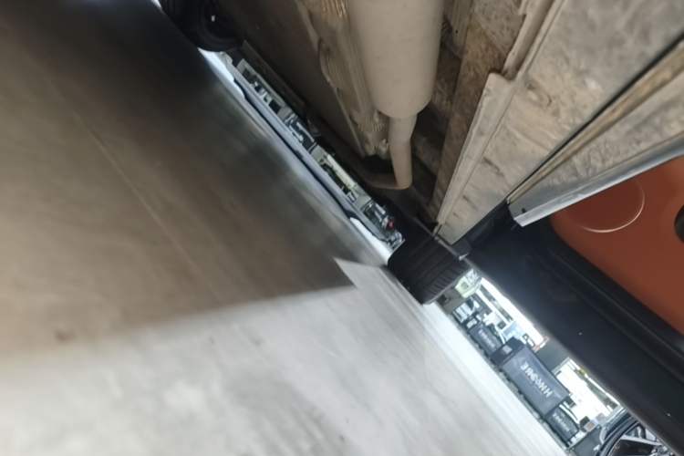 Used Li Auto L9 2022 Max model Right Side Sill