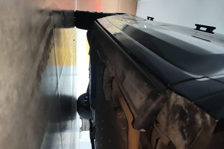 Used Li Auto L9 2022 Max model Right Side Sill