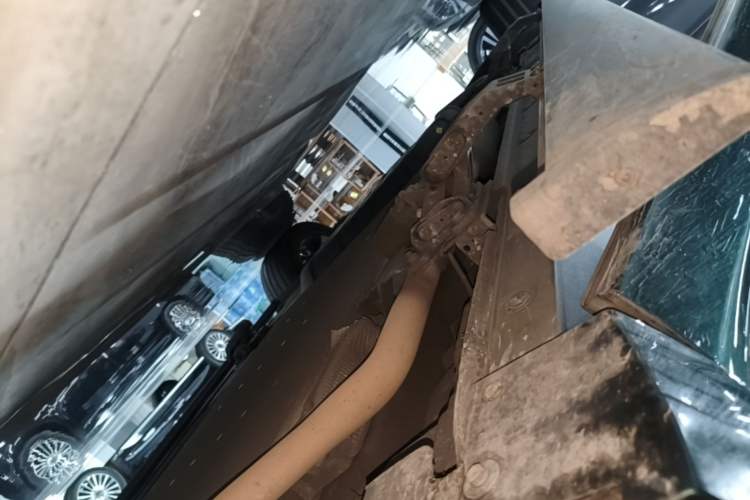 Used Li Auto L9 2022 Max model Right Side Sill