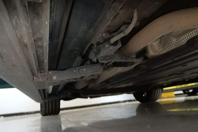 Used Li Auto L9 2022 Max model Right Side Sill