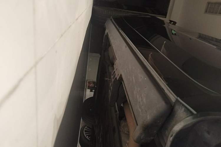Used Li Auto L9 2022 Max model Right Side Sill