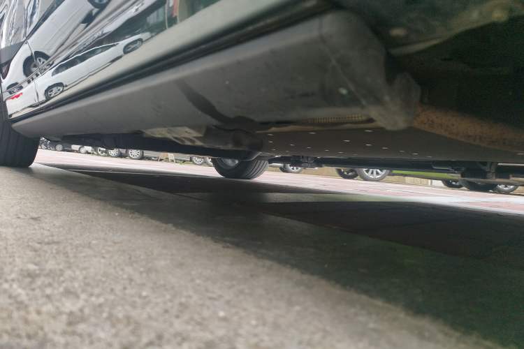 Used Li Auto L9 2022 Max model Right Side Sill