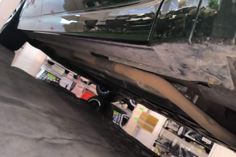 Used Li Auto L9 2022 Max model Right Side Sill
