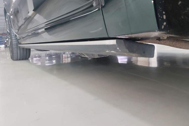 Used Li Auto L9 2022 Max model Right Side Sill