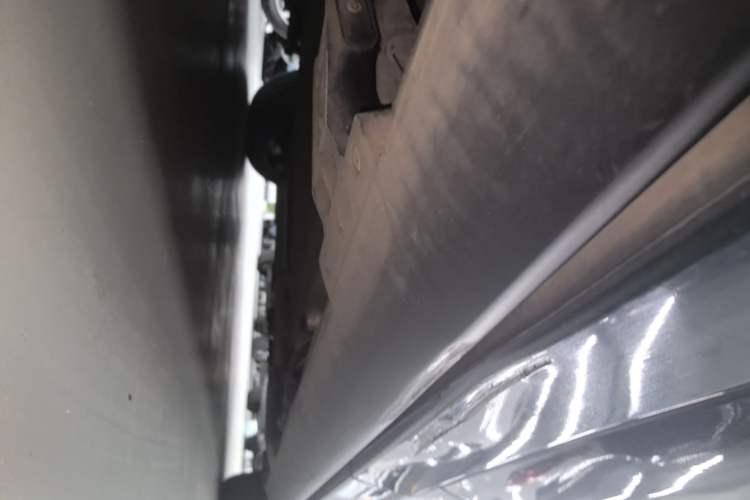 Used Li Auto L9 2022 Max model Right Side Sill