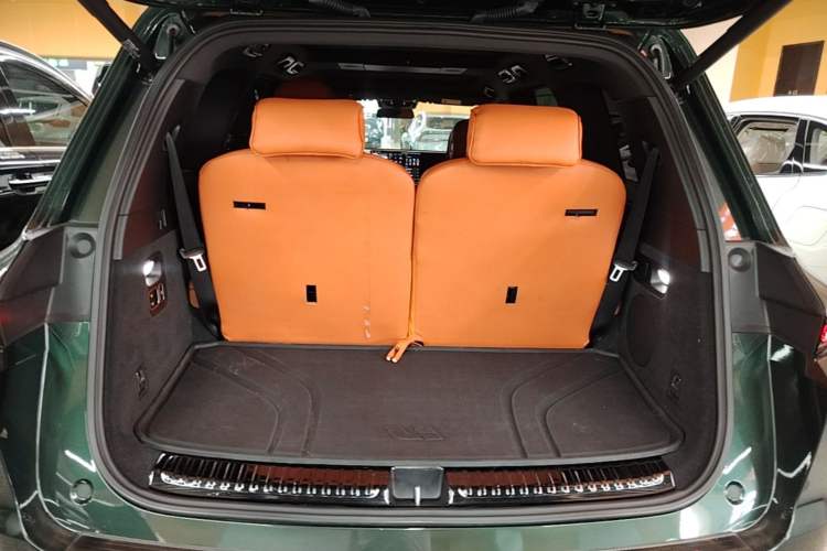 Used Li Auto L9 2022 Max model Trunk