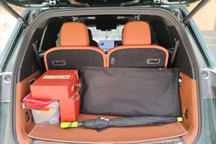 Used Li Auto L9 2022 Max model Trunk