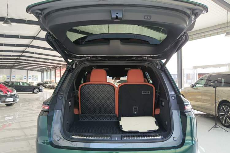 Used Li Auto L9 2022 Max model Trunk