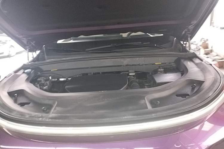 Used Li Auto L9 2022 Max model Engine Bay