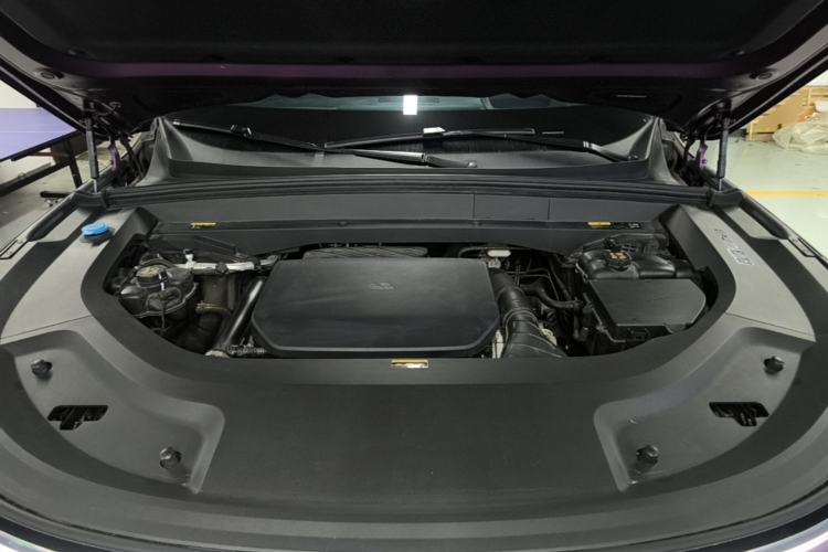Used Li Auto L9 2022 Max model Engine Bay
