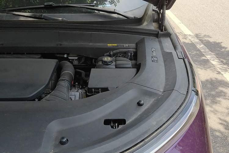 Used Li Auto L9 2022 Max model Engine Bay Left