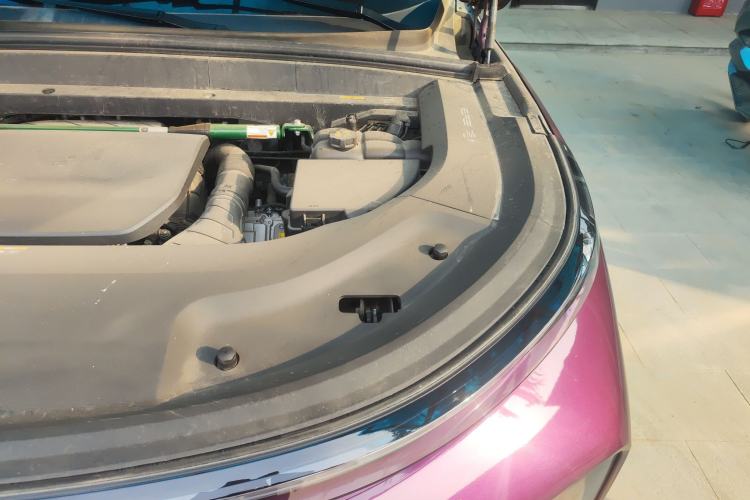 Used Li Auto L9 2022 Max model Engine Bay Left
