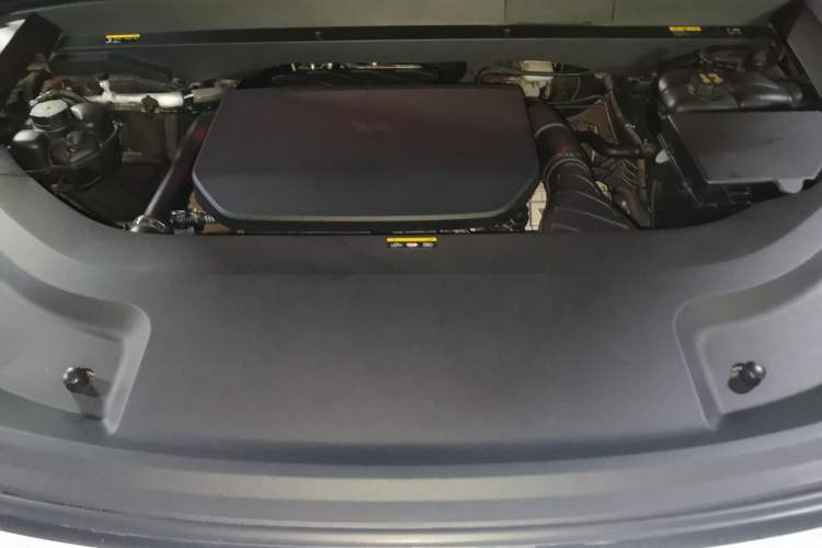 Used Li Auto L9 2022 Max model Engine Bay