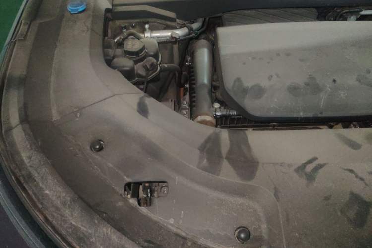 Used Li Auto L9 2022 Max model Engine Bay Right