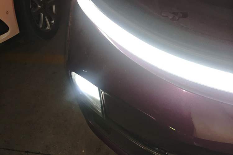 Used Li Auto L9 2022 Max model Exterior 6