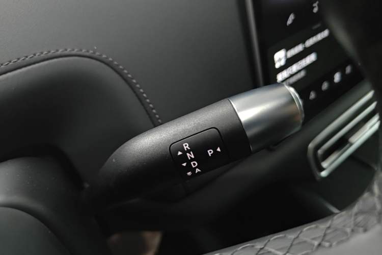 Used Li Auto L9 2022 Max model Gear Lever