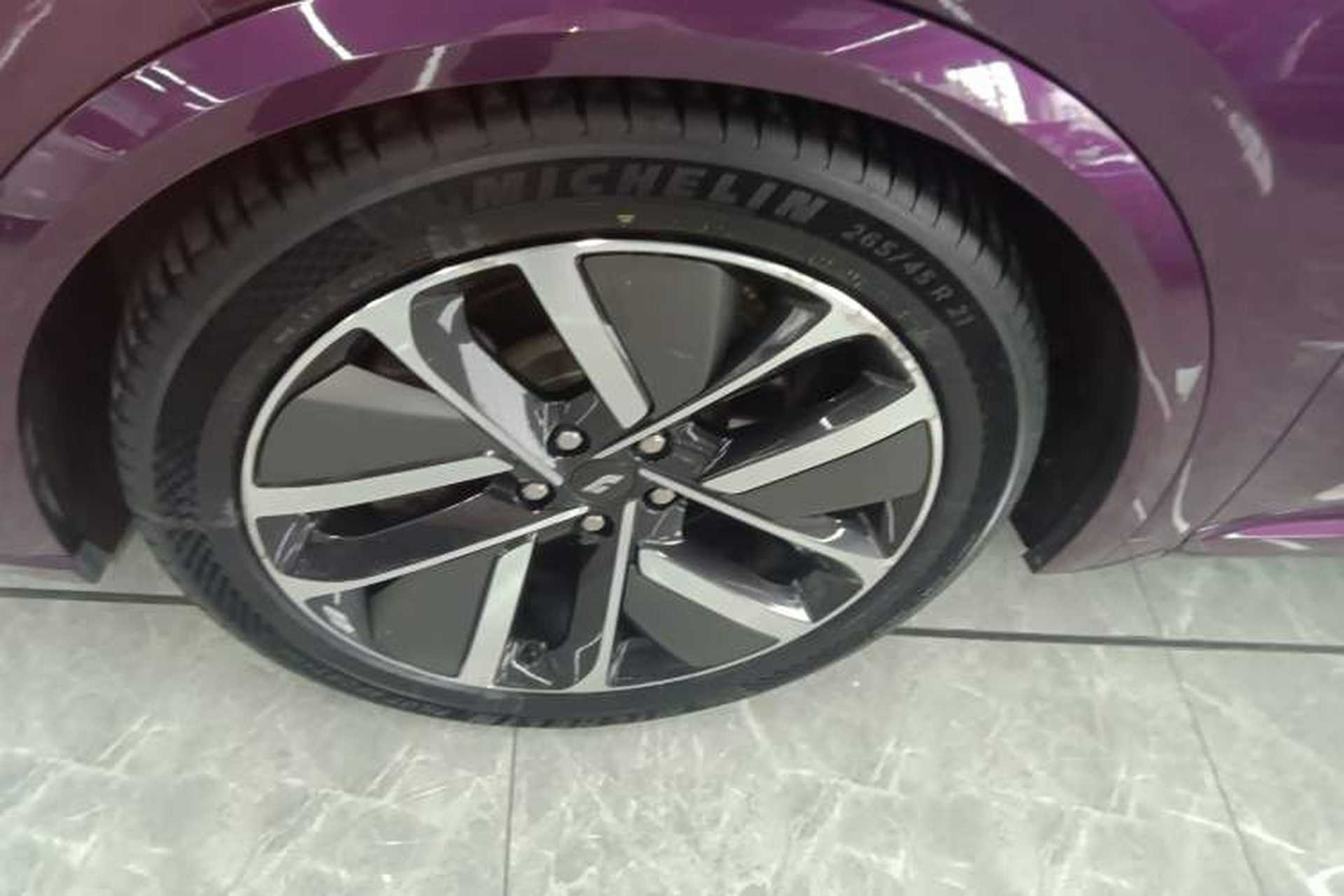 Used Li Auto L9 2022 Max model Left Front Wheel Hub