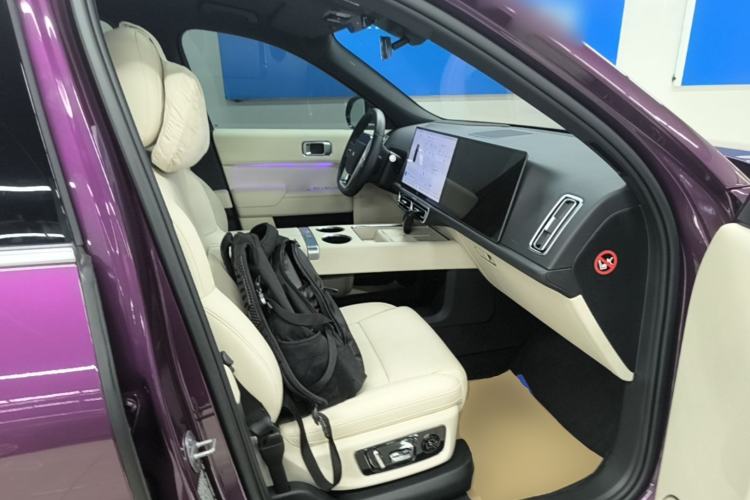 Used Li Auto L9 2022 Max model Right Front Seat